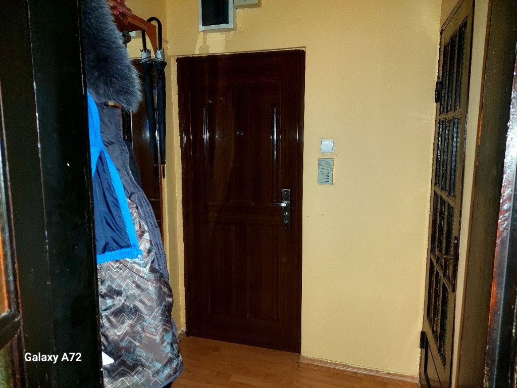 Apartament 2 camere semidecomandat, Brasov/Astra, loc parcare
