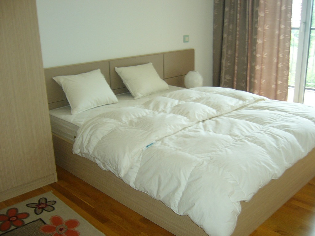 Proprietar, inchiriez apartament 3 camere in Asmita Gardens
