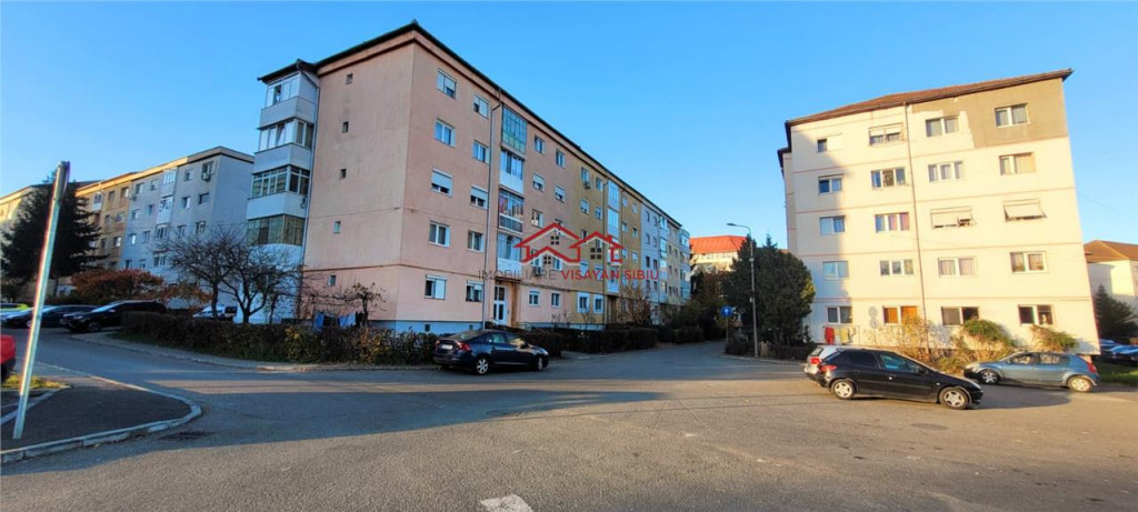 Apartament 3 camere,str.Siretului,Sibiu,comision 0