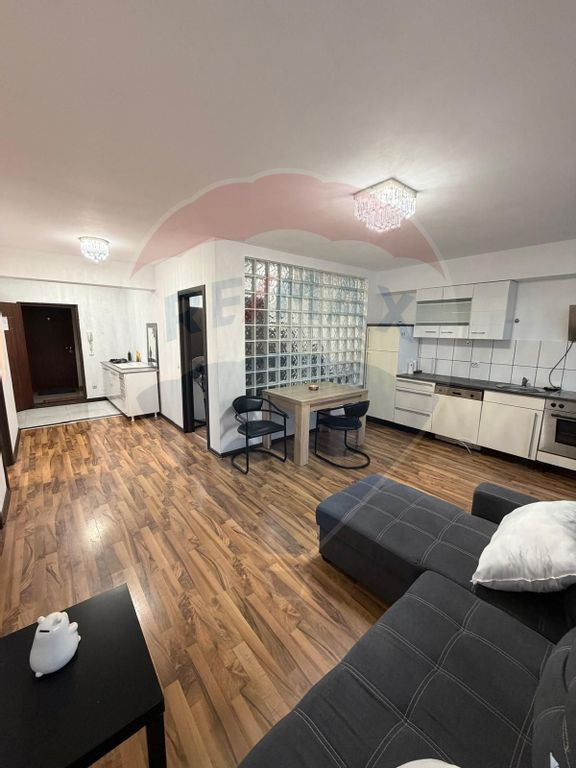 De vanzare apartament cu 2 dormitoare si living open spac...