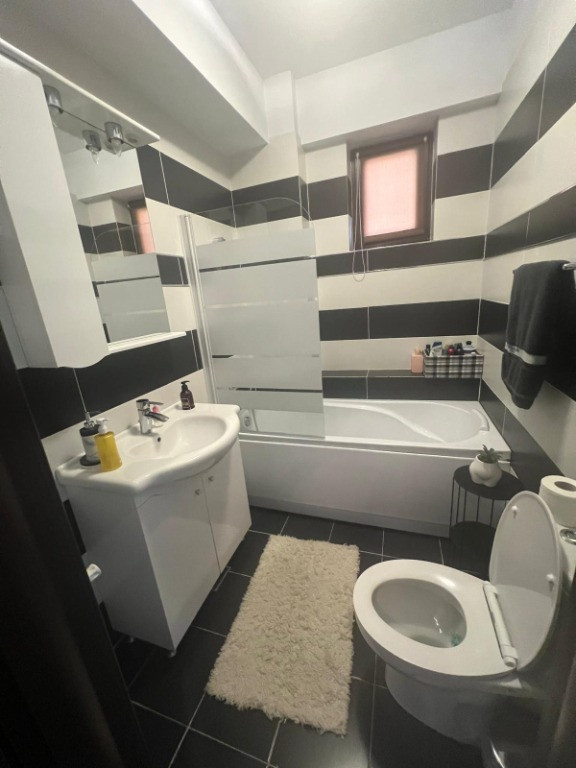 2 camere decomandate , Tomis plus