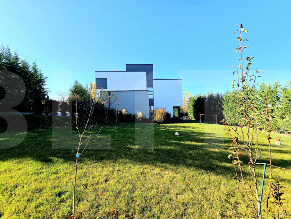 Vila de lux in Faget 325 mp si 1000 mp Teren