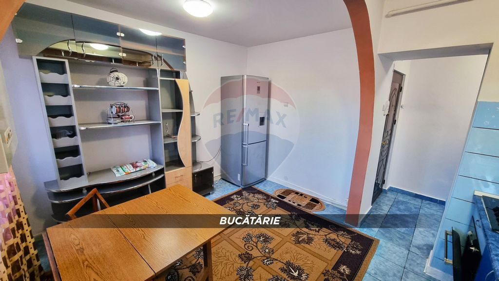 Apartament decomandat cu 2 camere de vânzare str. Cuza Voda