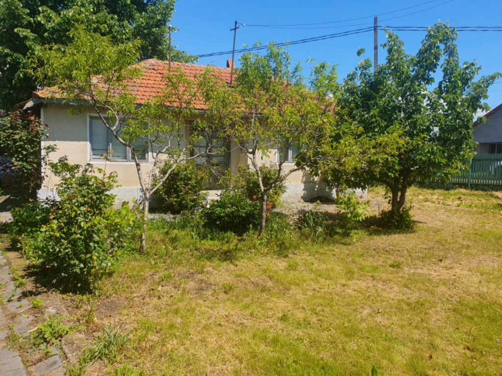 Casa batraneasca, foisor si teren de vanzare, Colceag, Prahova