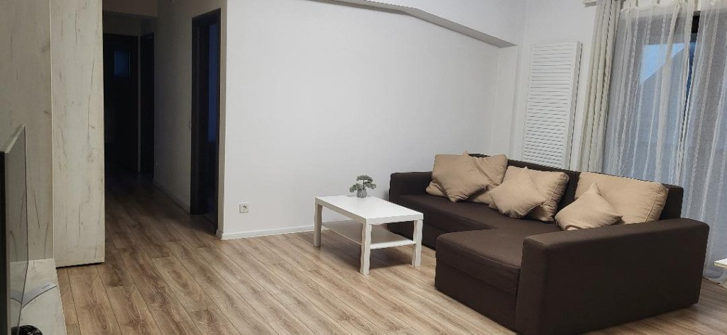 Apartament 3 camere de inchiriat/disponibil imediat/Titan