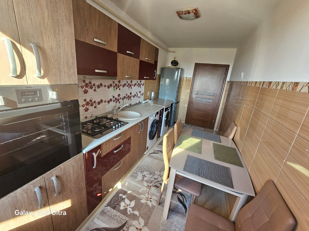 PROPRIETAR. Închiriez apartament 2 camere Râul Doamnei Drumul Taberei