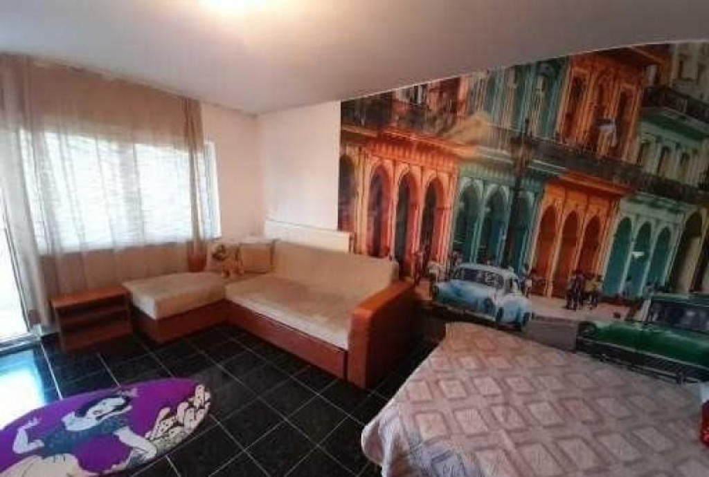 Vitan mall etaj 4 garsoniera