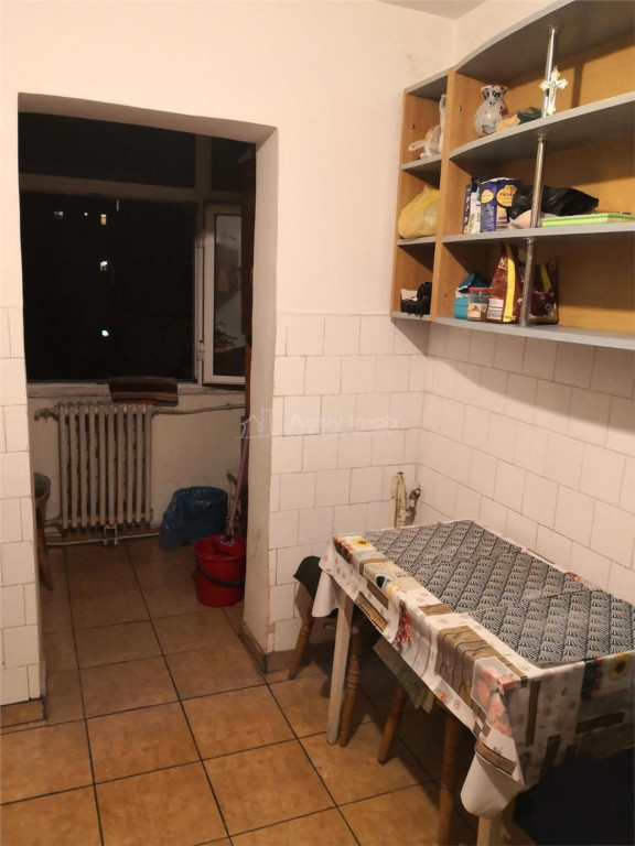 Apartament 3 Camere, intermediar, zona Nicolina 1( Lidl)