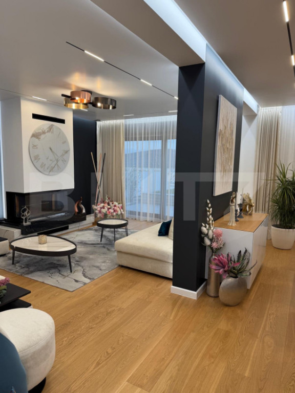 Casă 4 camere P+E,730mp teren,str. Subcetate,liniște,soare,terasă