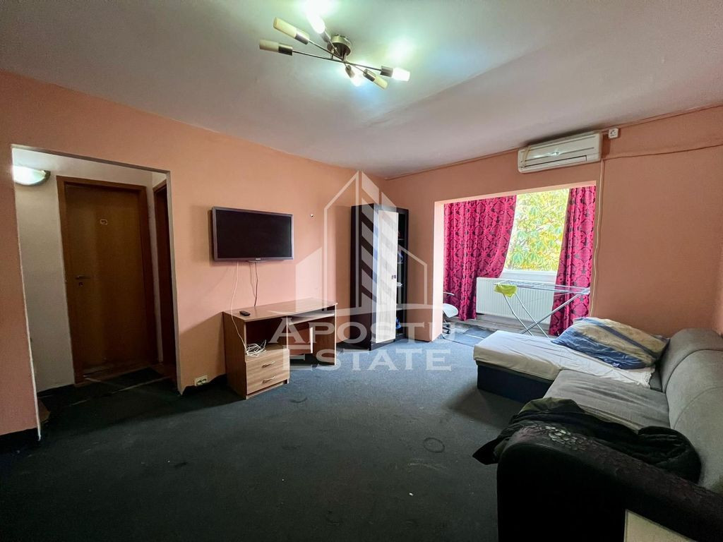 Apartament 2 camere, centrala proprie, zona Dambovita