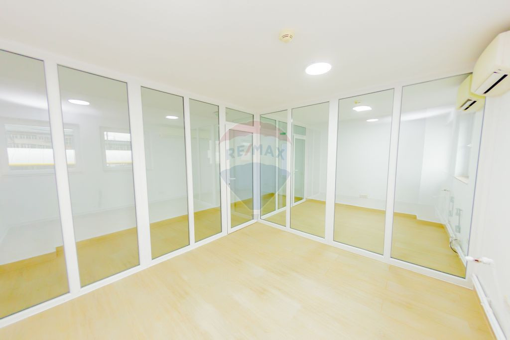 Spatiu de birouri si hala de depozitare ,de inchiriat