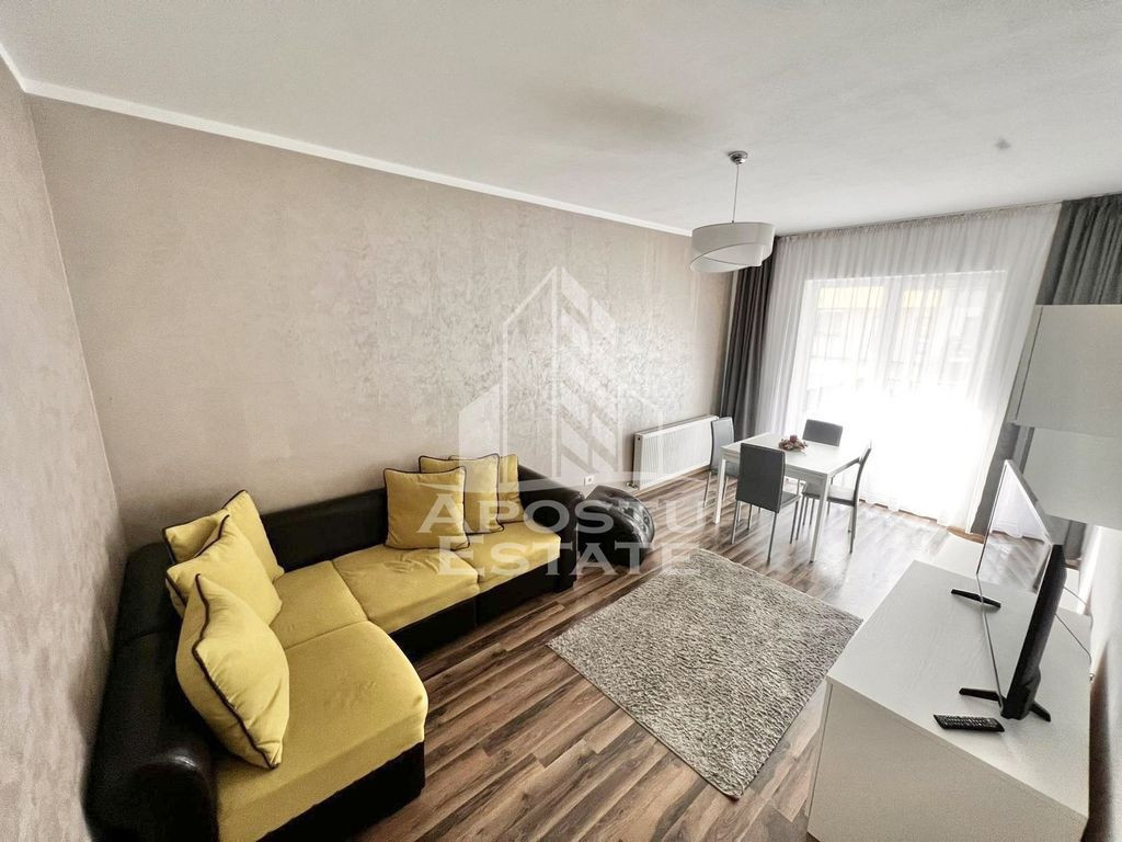 Apartament cu 2 camere si dressing, decomandat in Giorc l...