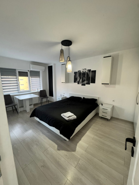 Garsonieră de vânzare, zonă centrală