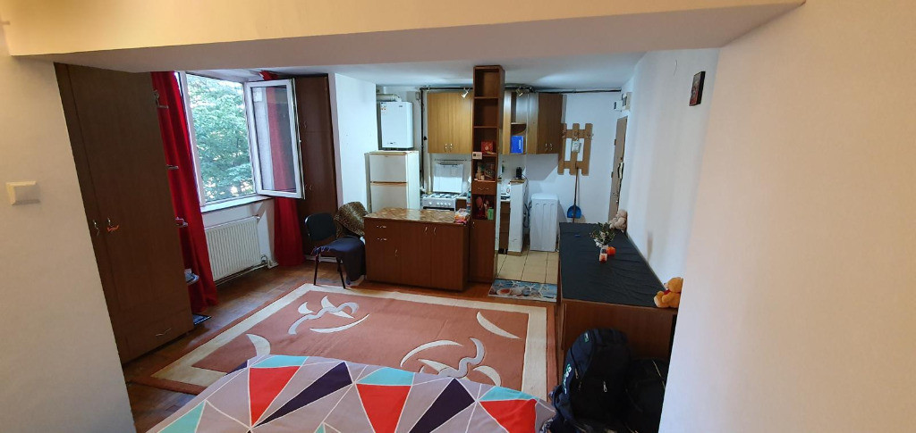 Particular inchiriez garsoniera Gara de Nord