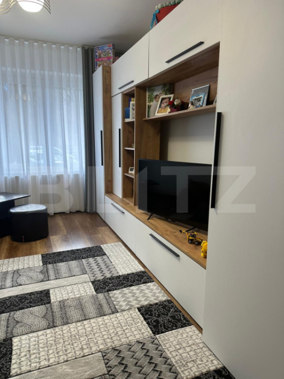 Apartament 3 camere, 61 mp, zona Pandurilor