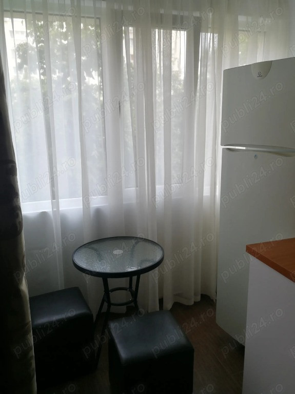 Dristor etaj 3 semidecomandat