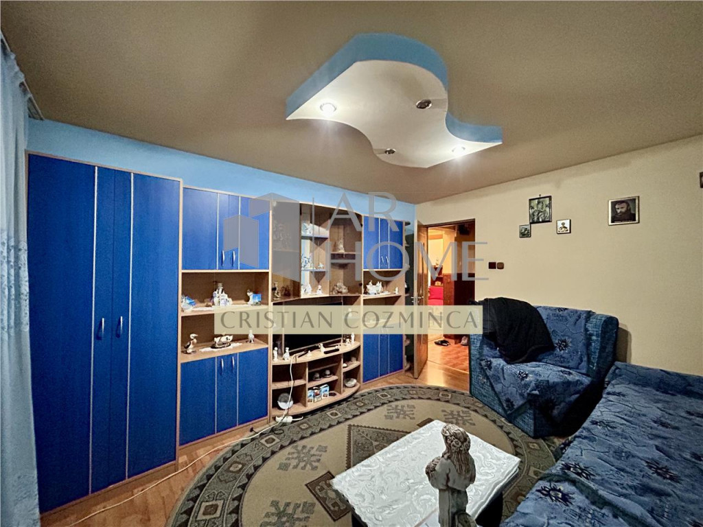 Apartament 3 camere, decomandat, Soseaua Vestului, Ploiesti