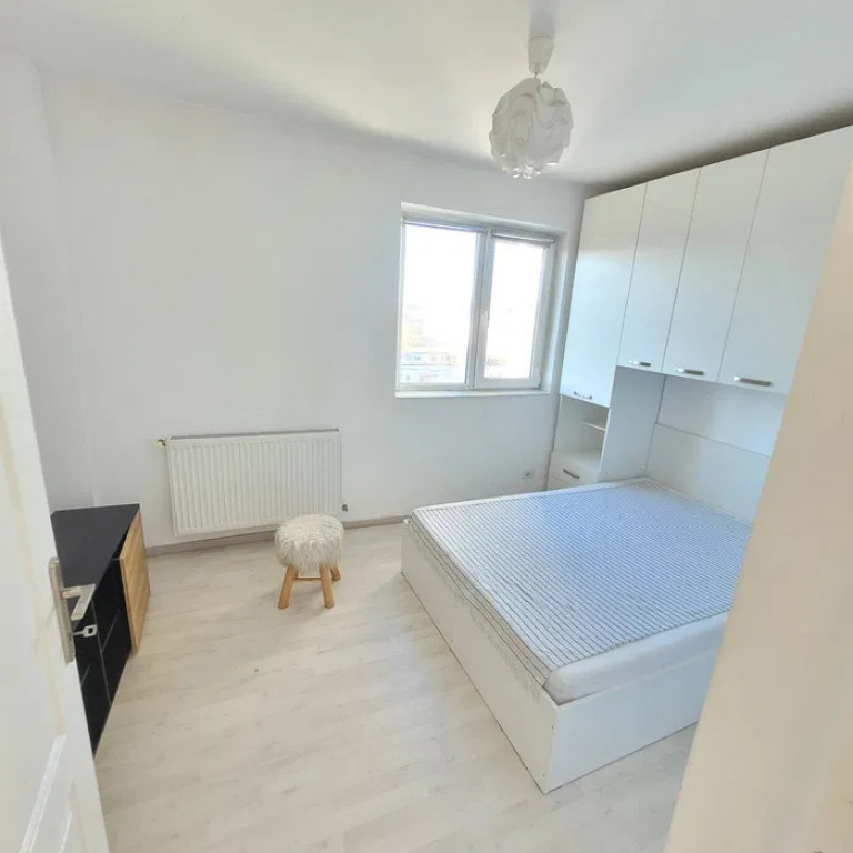 380 Euro! Ap 2 camere, Podu Ros, modern, renovat