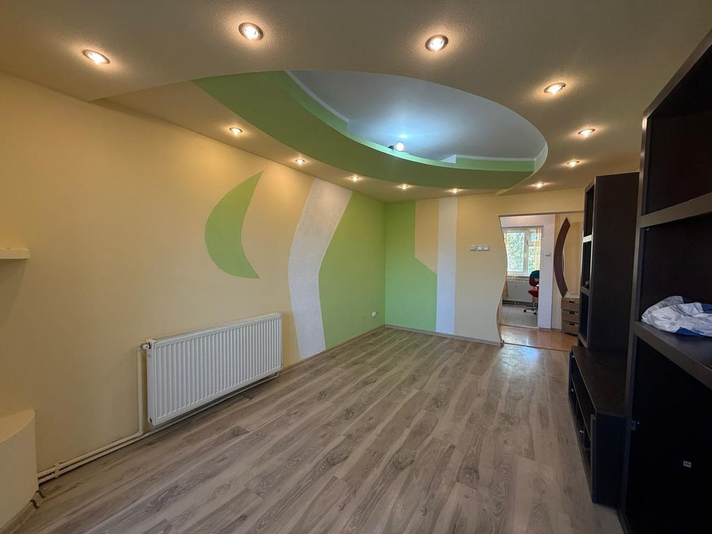 De Vanzare | Apartament cu 3 Camere | Mazepa 1 | Pret: 75...