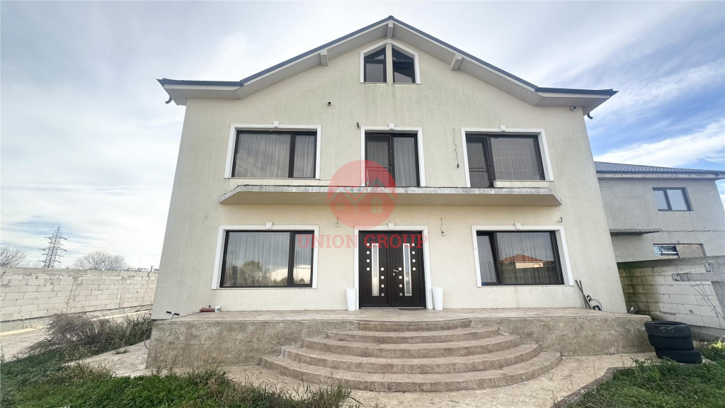 Casa P 1 Pod(M)Foarte Spatioasa, Mobilata si Utilata Complet