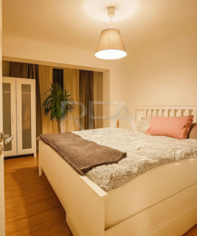 2 Camere+Loc de Parcare Gorjului Bloc 2015