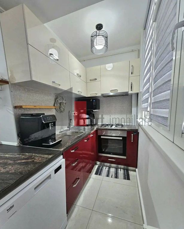 Vanzare apartament 3cam militari rezidence 72mp pret 110m...