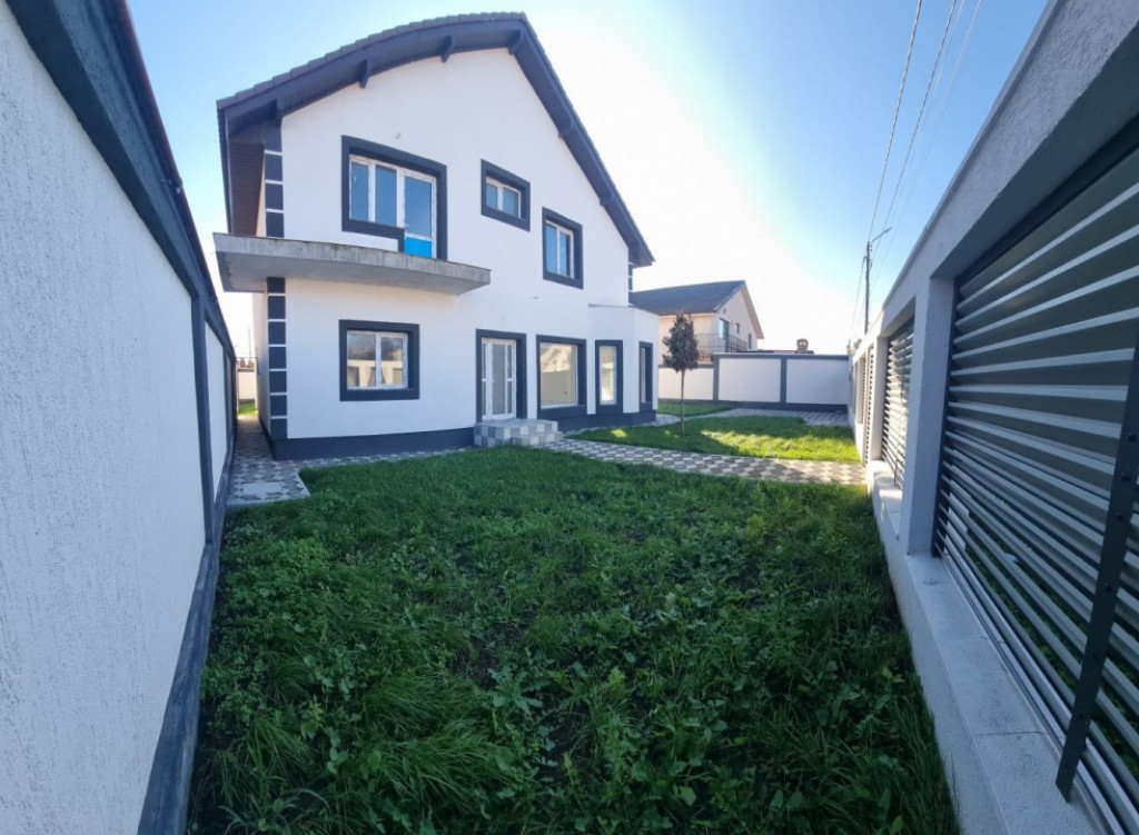 Casa unde liniștea se întâlnește cu spațiul — Lumina,