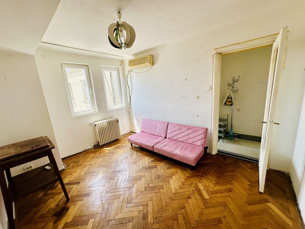 Inchiriere 2 camere - Carol - Mantuleasa