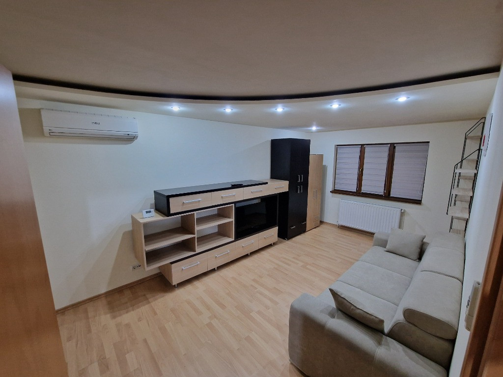 Inchiriez apartament 2 camere,et. 1,centrala,Str. Orsova (Langa Vox)