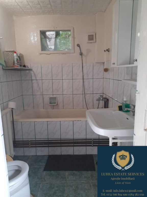 Casă 3 camere,atelier de lucru,seră,Resita,Caras-Severin,Muncitoresc