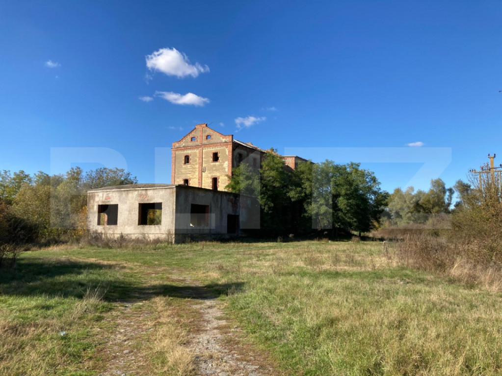 Teren cu potențial turistic si energetic - 25.383 mp – Ch