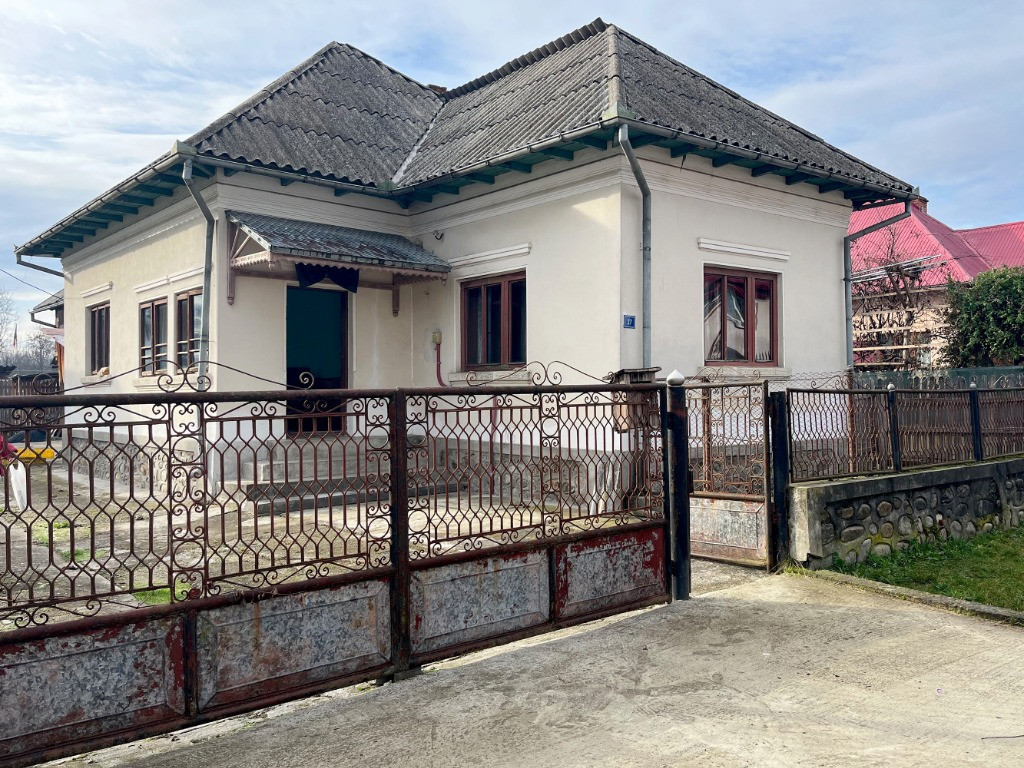 Vand casa in comuna Pietrosani, Arges