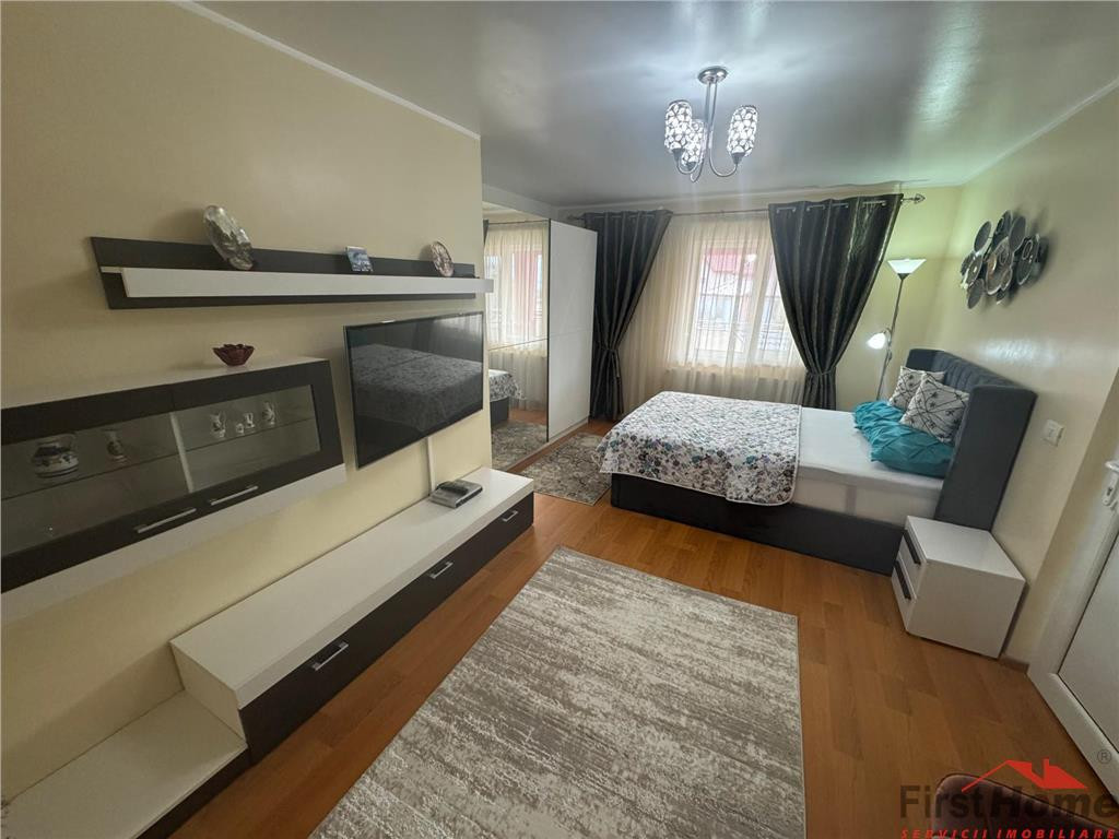 Garsoniera 45 mp (FACTURI INCLUSE), curte foisor, parcare