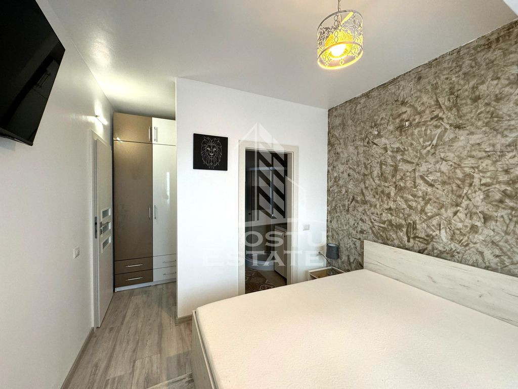 Apartament cu 3 camere, decomandat ,zona Girocului, Loc d...