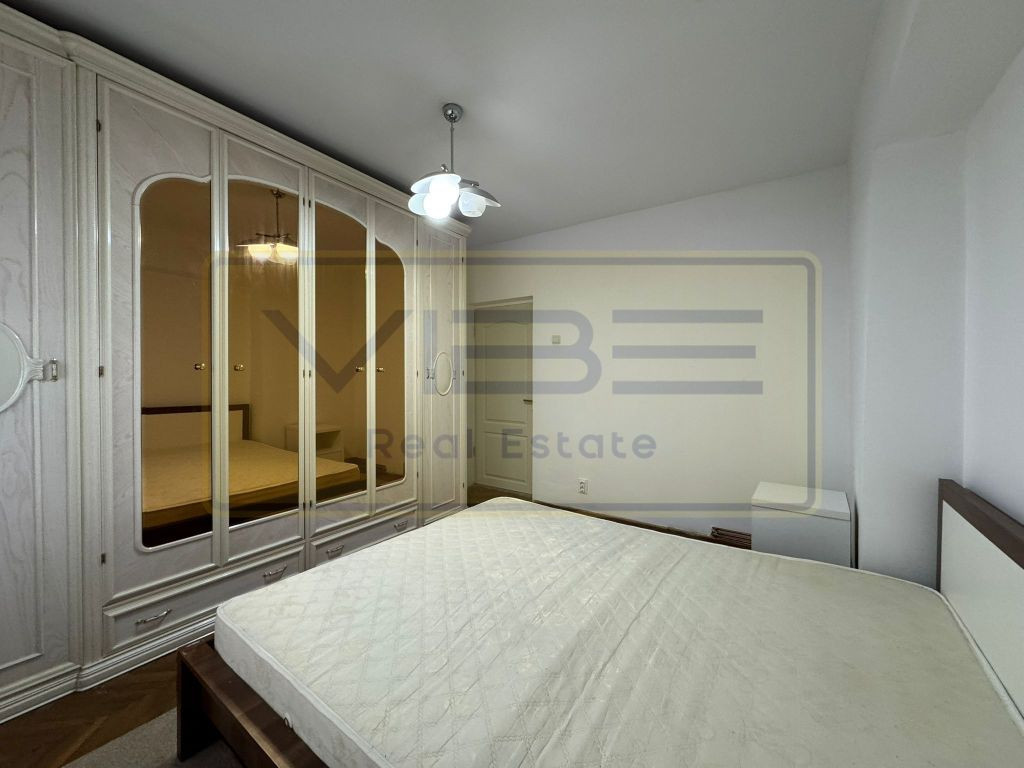 Apartament 3 camere 2 bai zona Parc Nicolina 1