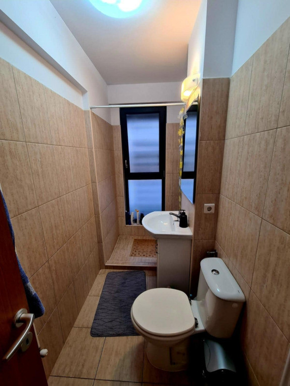 Garsoniera zona TRACTORUL,