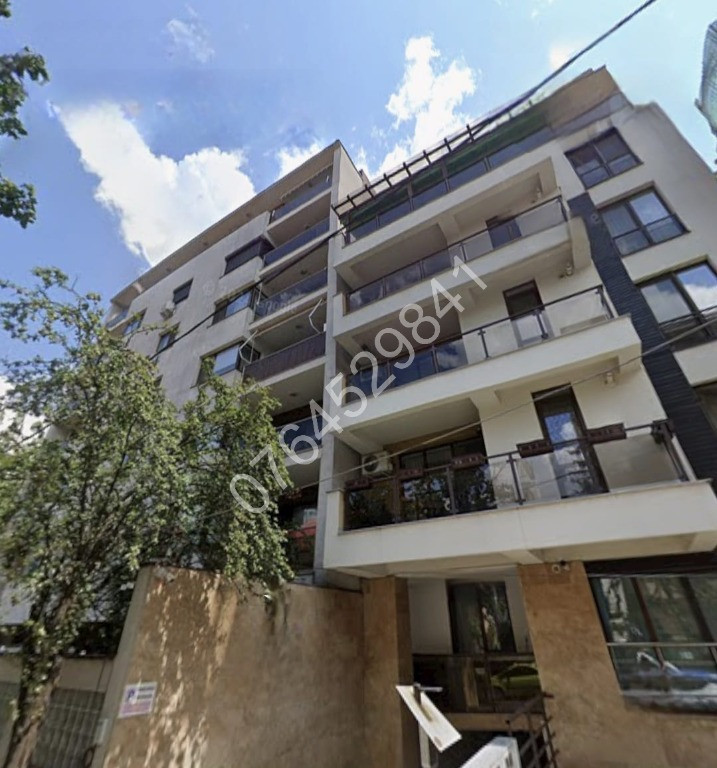 Apt. 2 cam. Baneasa-Aviatiei-Aerogarii, Str. Zeletin, bl. 2018,parcare