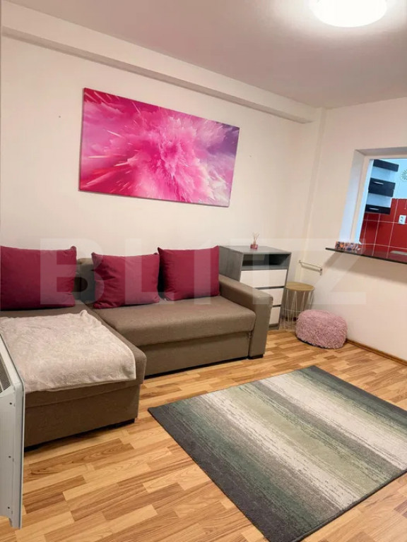 Garsoniera de inchiriat, zona The Office/BRD Marasti