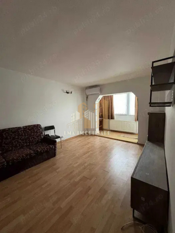 Apartament cu 4 camere Astra Brasov