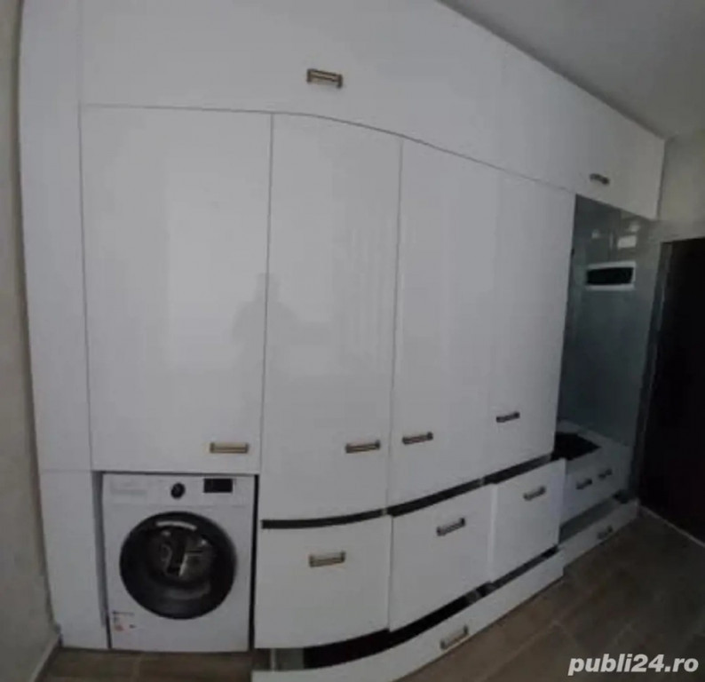 Garsoniera cu loc de parcare, zona apărătorii patriei-metalurgiei