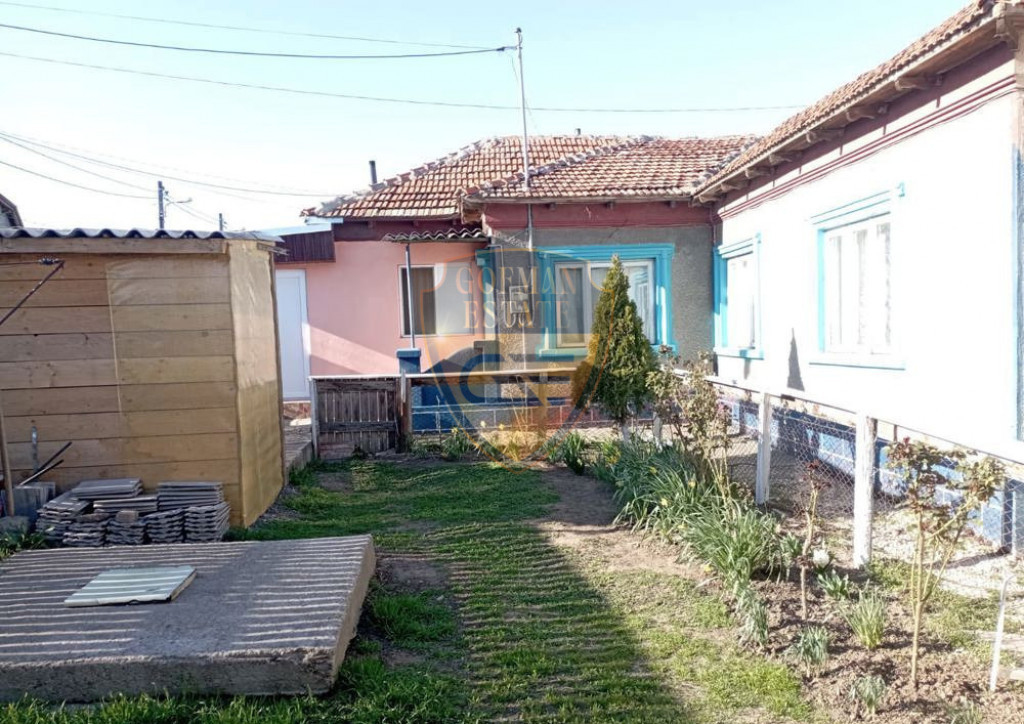 Casa cu potential in zona Viile Noi - Constanta