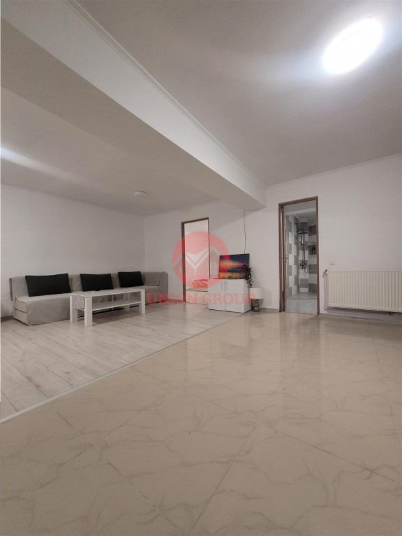 Casa Renovata si Mobilata Complet - Pozitionare Excelenta -