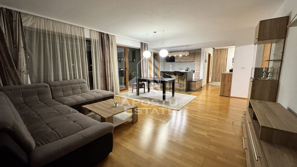 Apartament 3 camere, semidecomandat, et 2/4 , Zona Sagului