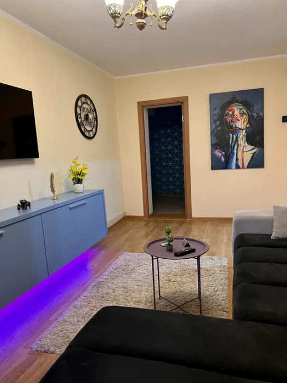 Apartament de 2 camere -Racadau( Renovat )
