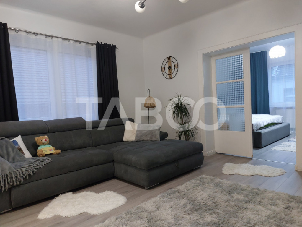 Casa individuala 3 camere 80 mp si teren liber 758 mp Cisnad