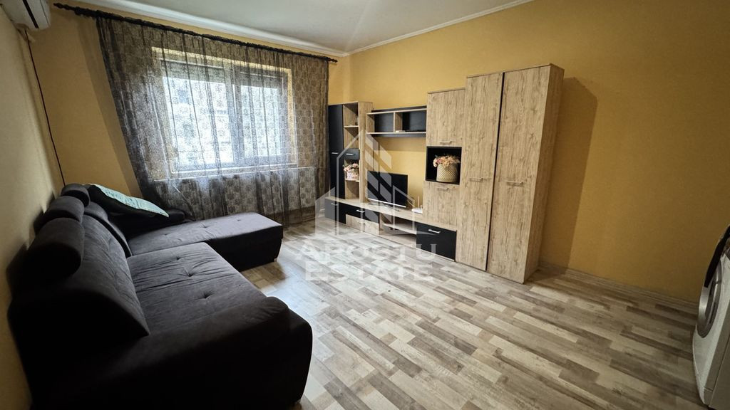 Garsoniera , et.1 , zona Blascovici