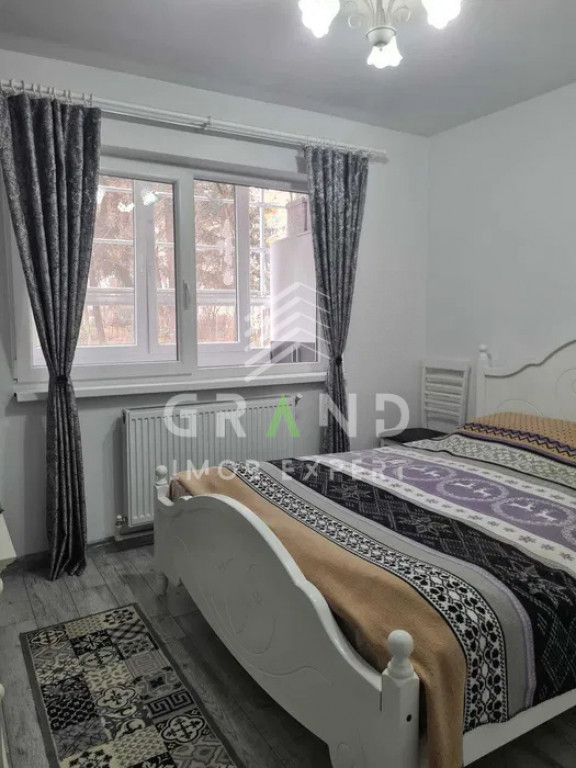 Vanzare Apartament 2 Camere, 52 mp, Decomandat – Mănășt