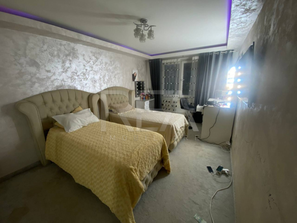 3 Camere Renovat Aproape de Piata Rahova