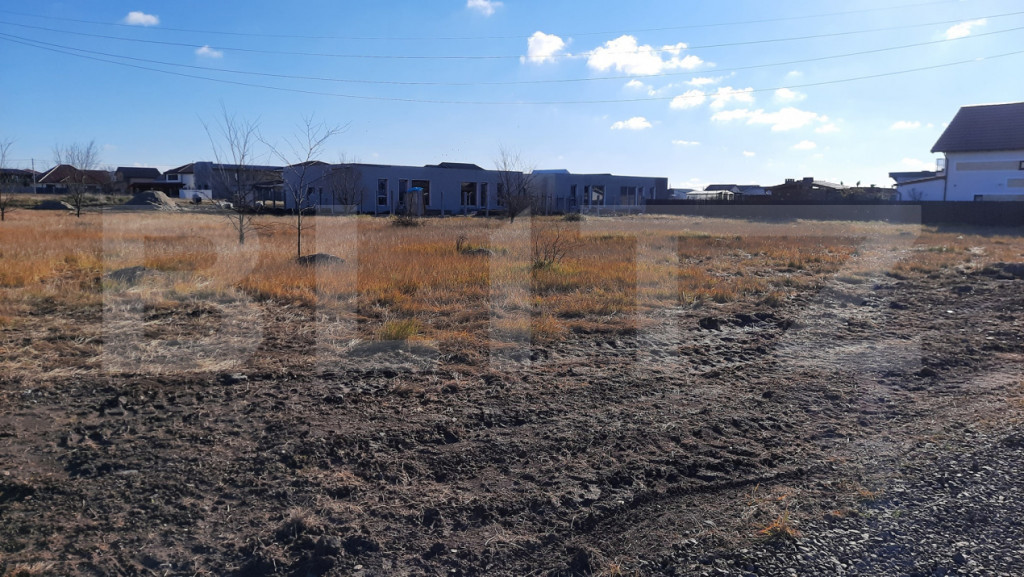 Teren extravilan de 8 ha în C. Șagului la viitoarea centur