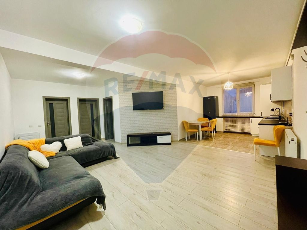 Apartament de închiriat în Sibiu - 3 camere si balcon -...